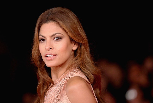 ROME - OCTOBER 29: Actress Eva Mendes attends the "Little White Lies" premiere during The 5th International Rome Film Festival at Auditorium Parco Della Musica on October 29, 2010 in Rome, Italy. (Photo by Ernesto Ruscio/Getty Images)