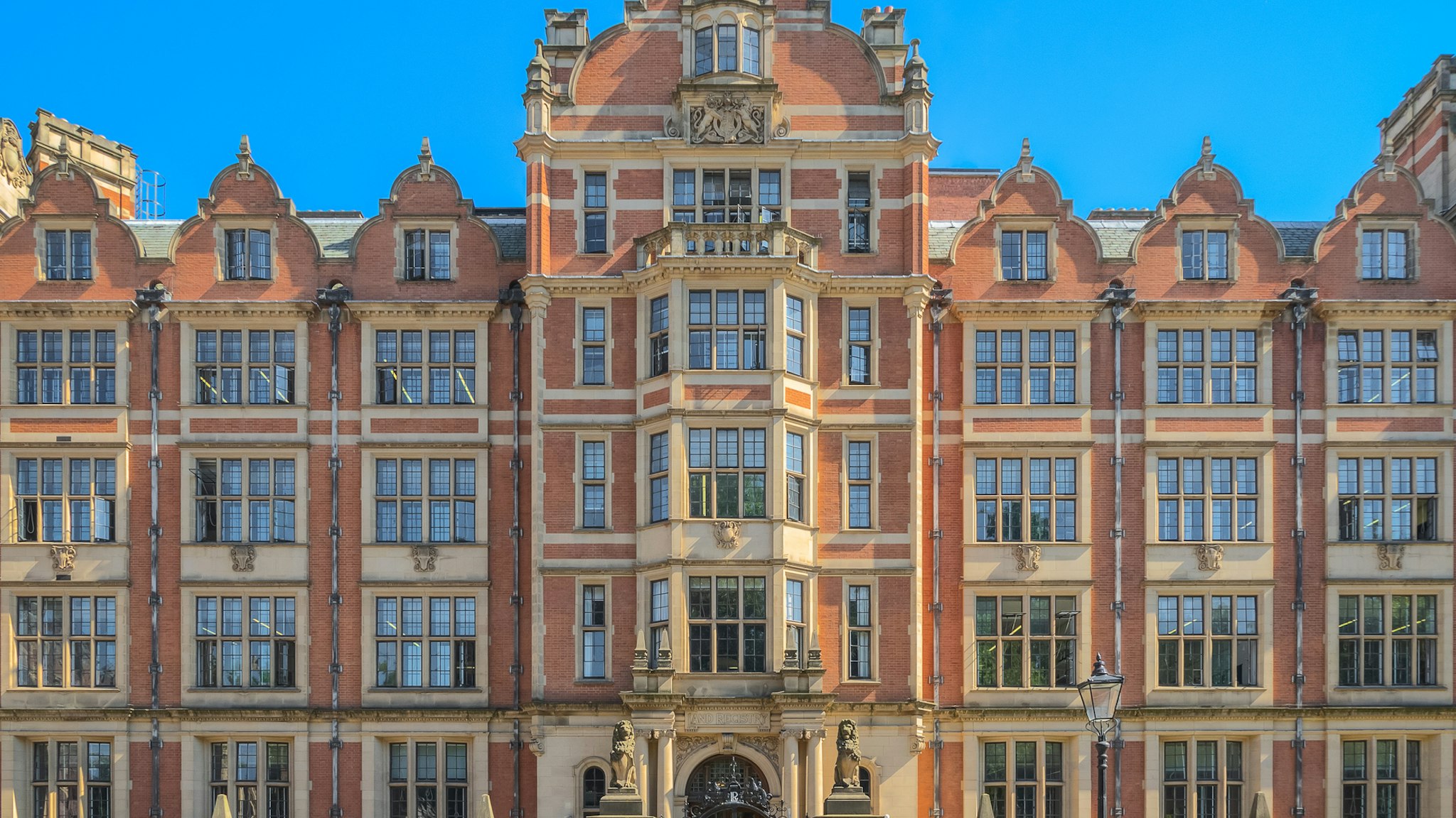 Frontage of London School of Economics' Department of Economics