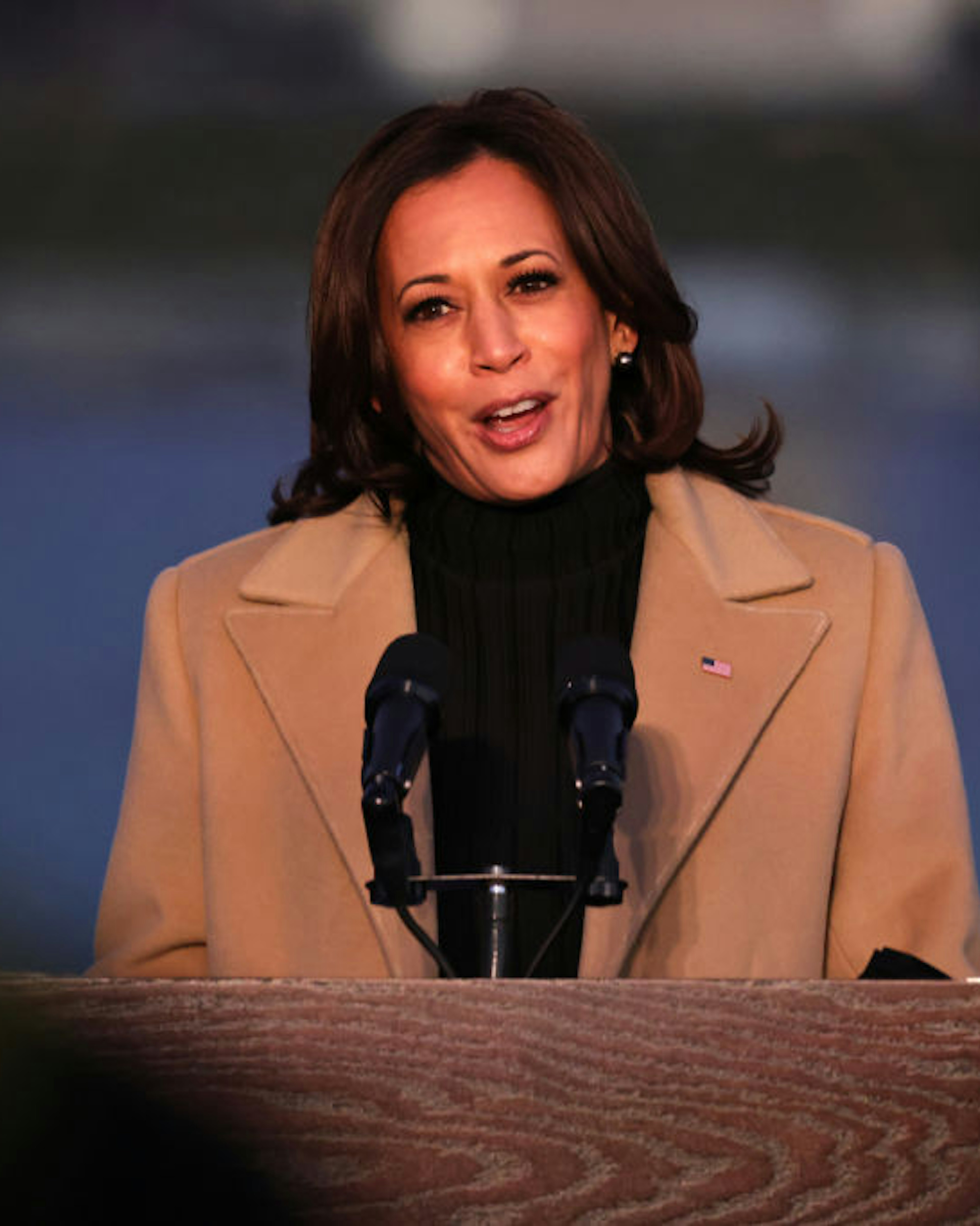 WASHINGTON, DC - JANUARY 19: Vice President-elect Kamala Harris speaks at a memorial for victims of the coronavirus (COVID-19) pandemic at the Lincoln Memorial on the eve of the presidential inauguration on January 19, 2021 in Washington, DC. There have been nearly 400,00 deaths in the U.S. since the first confirmed case of the virus in Seattle in January of 2020. (Photo by Michael M. Santiago/Getty Images)