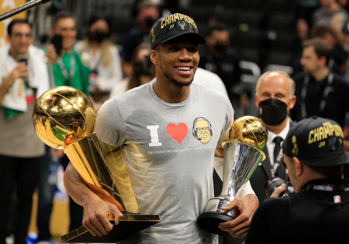 'I Couldn't Leave': Giannis Antetokounmpo Chose To Stay ...