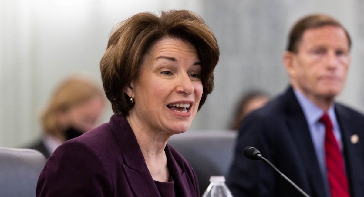 Klobuchar On Justice Breyer: Retirement His Decision, But ‘Sooner Rather Than Later’ Is Better