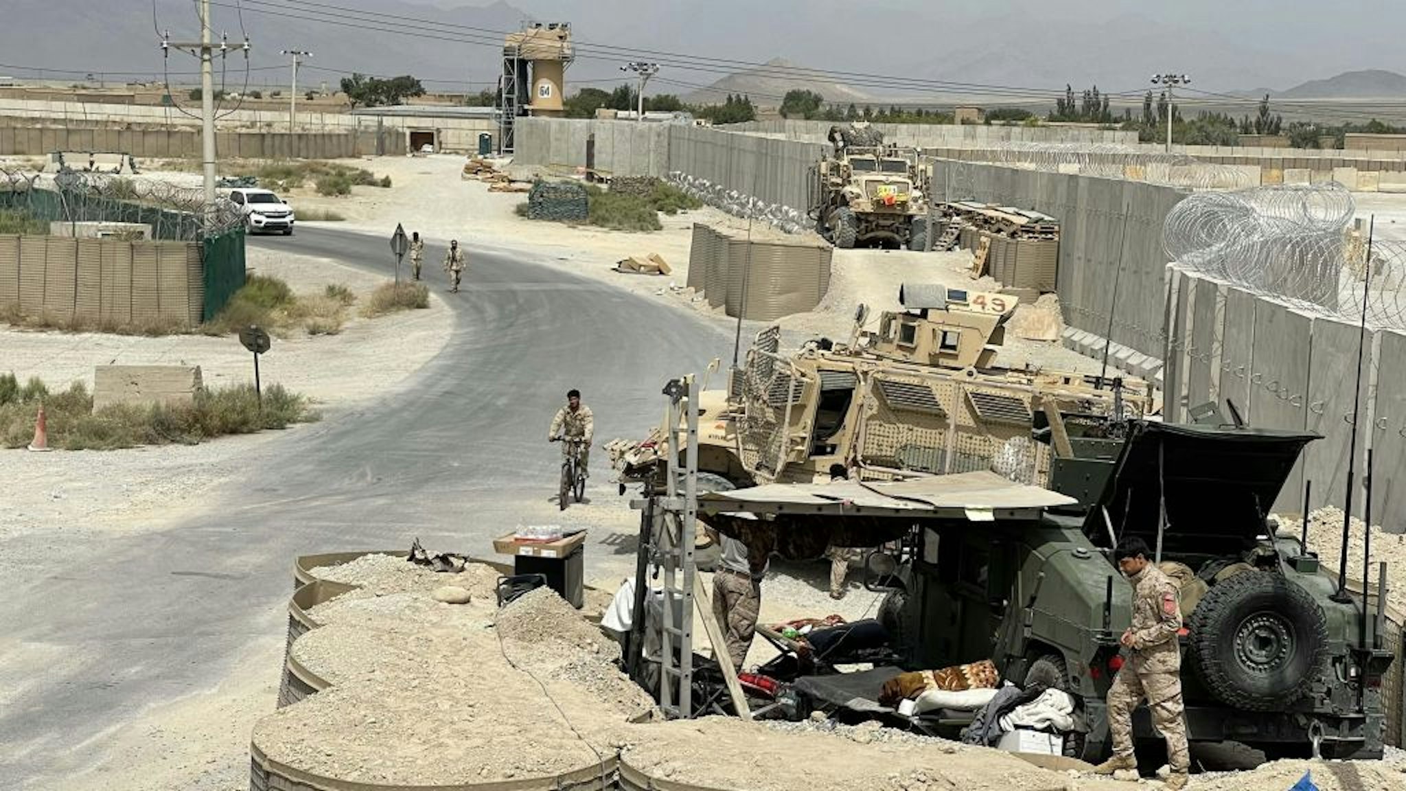 Report Taliban Overrun Bagram Air Base Numerous ‘high Value Prisoners Al Qaeda Members Freed