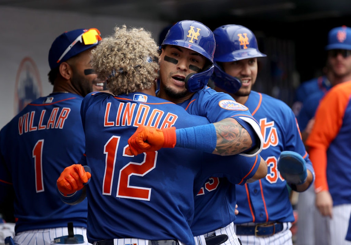 Francisco Lindor, Javier Baez apologize for thumbs down gesture