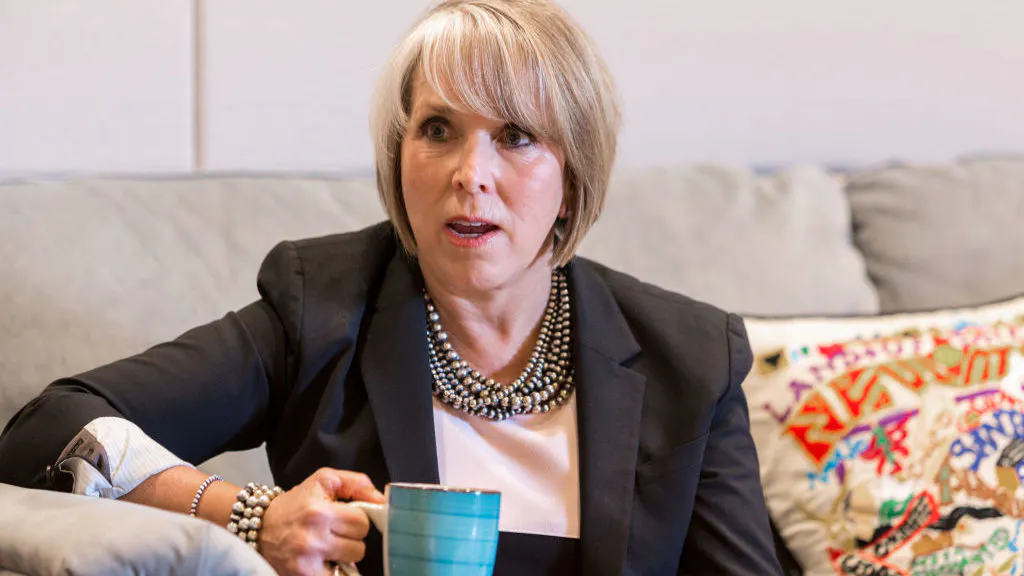 NM School Board Votes 5-0 To Buck Governor’s Masking Mandate Despite Threats Of Removal