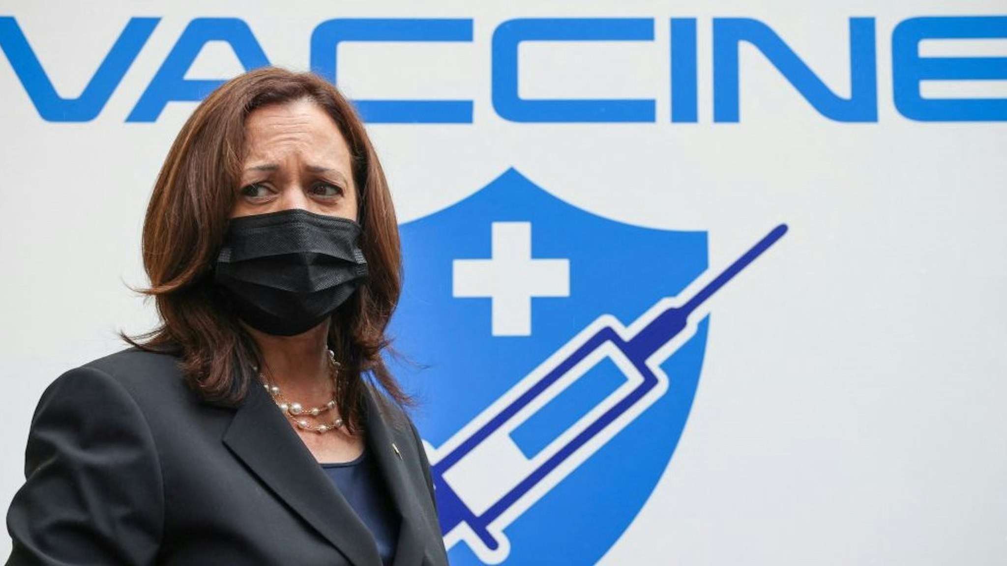 US Vice President Kamala Harris visits the National Institute of Hygiene and Epidemiology (NIHE) where 270,000 doses of Pfizer vaccine arrived earlier in the morning, in Hanoi, Vietnam, August 26, 2021. (Photo by EVELYN HOCKSTEIN / POOL / AFP) (Photo by E