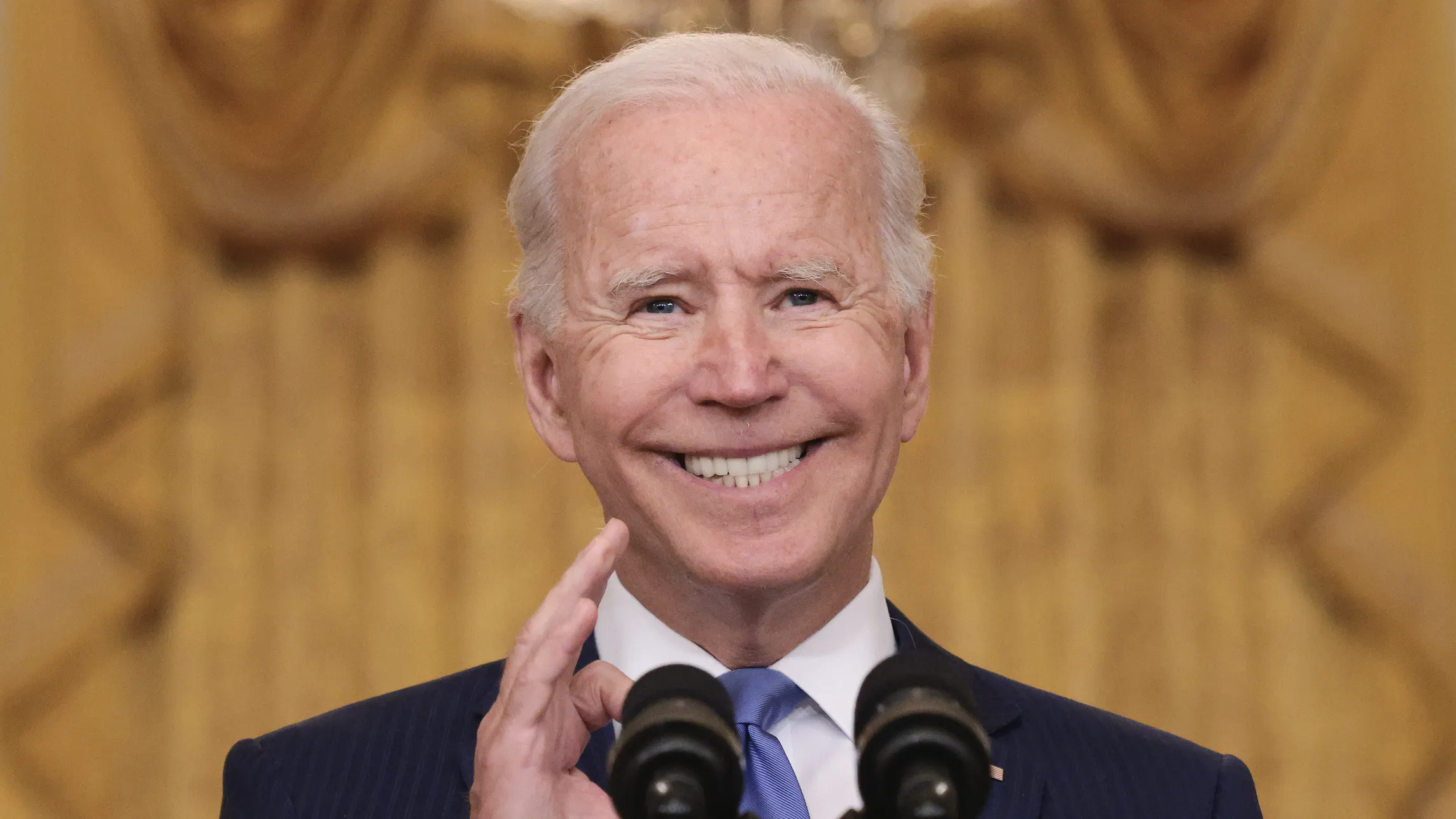 Biden Claims GOP Governors Undermining ‘Life-Saving Requirements’ While He Limits Antibody Treatments