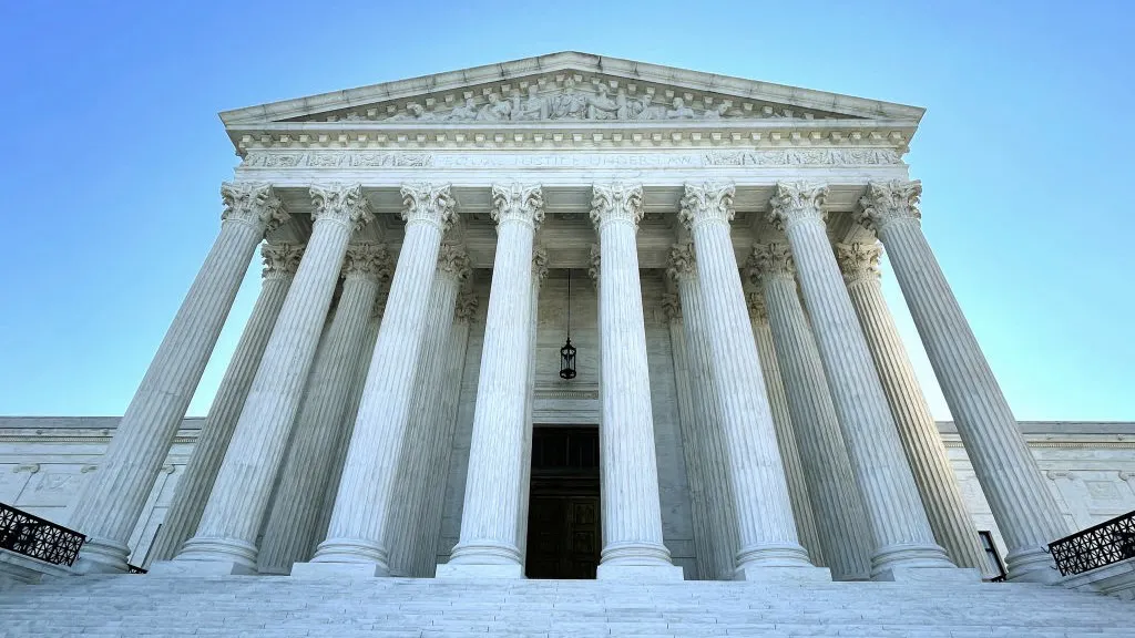 SCOTUS Declines To Halt Texas Pro-Life Law, Sets Date For Review Of Two Cases Challenging Rule