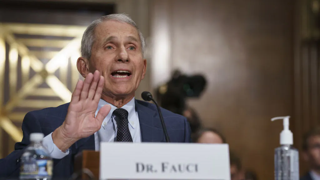 Report: Top COVID Experts Tell Biden To Scrap Widespread Booster Shot Plan In ‘Tense’ Phone Call