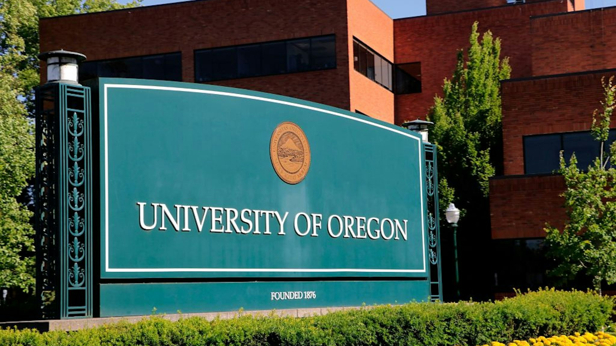 Main entry sign for the University of Oregon campus in Eugene.