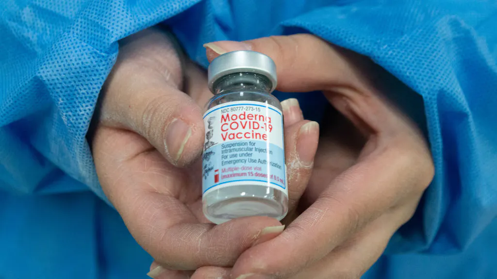 FDA Panel Recommends Moderna And J&J Booster Shots