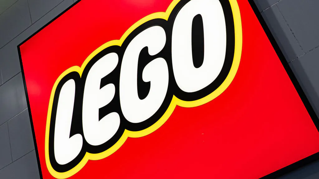Lego Declares An End To ‘Gender Bias And Harmful Stereotypes,’ Strips ‘Boys,’ ‘Girls’ Labels From Its Products
