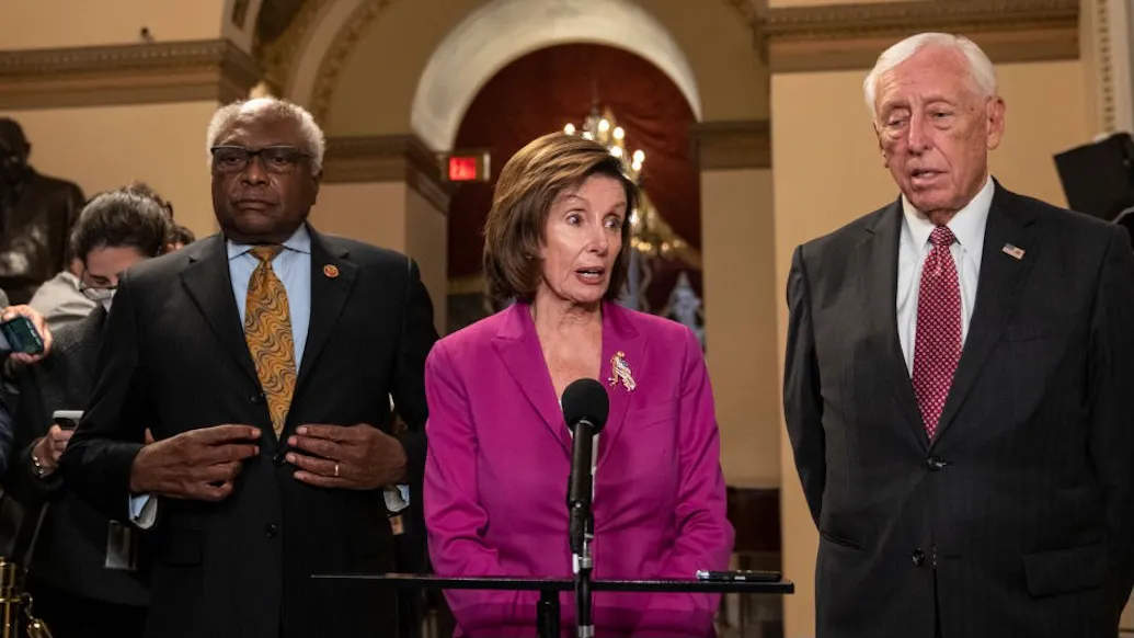 Pelosi Changes Course, Pushes For Vote On Bipartisan Bill
