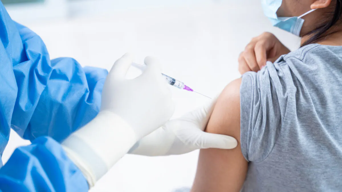 OSHA Poised To Expand Employer Vaccine Mandate To Smaller Businesses?