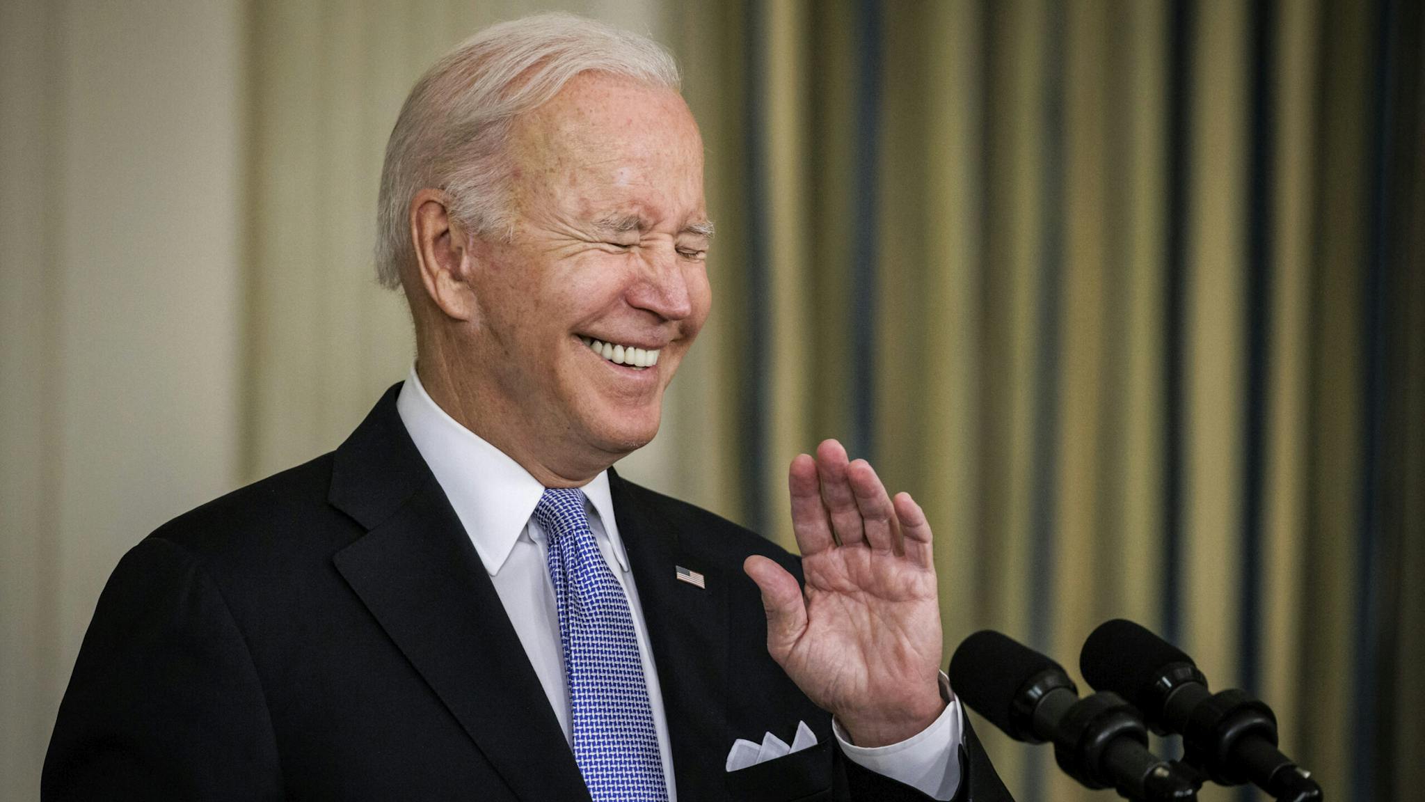 WASHINGTON, DC - NOVEMBER 06: U.S. President Joe Biden speaks during a press conference in the State Dinning Room at the White House on November 6, 2021 in Washington, DC. The President is speaking after his Infrastructure bill was finally passed in the House of Representatives after negotiations with lawmakers on Capitol Hill went late into the night.