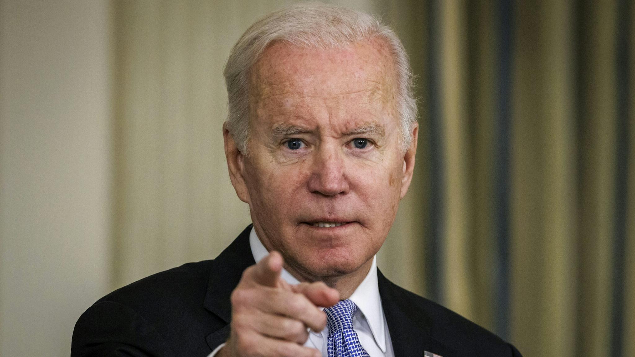 President Biden Delivers Remarks On Passage Of Infrastructure Bill WASHINGTON, DC - NOVEMBER 06: U.S. President Joe Biden speaks during a press conference in the State Dinning Room at the White House on November 6, 2021 in Washington, DC. The President is speaking after his Infrastructure bill was finally passed in the House of Representatives after negotiations with lawmakers on Capitol Hill went late into the night.