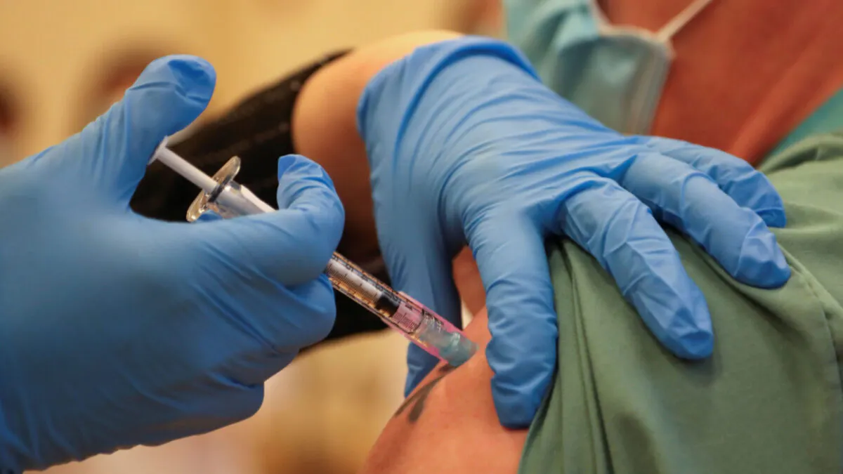 Vaccine-Induced Antibodies 17X More Effective Than Natural Immunity, Study Suggests