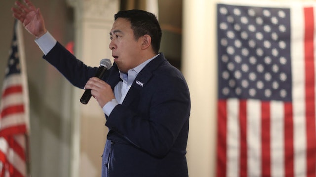 CEDAR FALLS, IOWA - JANUARY 30: Democratic presidential candidate Andrew Yang speaks during a campaign event at the Cedar Falls Woman's Club on January 30, 2020 in Cedar Falls, Iowa. Iowa's first-in-the-nation caucuses will be held on February 3. (Photo by Joe Raedle/Getty Images)