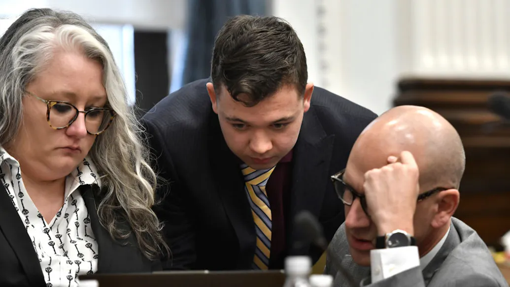 Legal Experts: Judge’s Instructions To Rittenhouse Jury Just Gave Prosecution A Big Boost, Hurt Defense