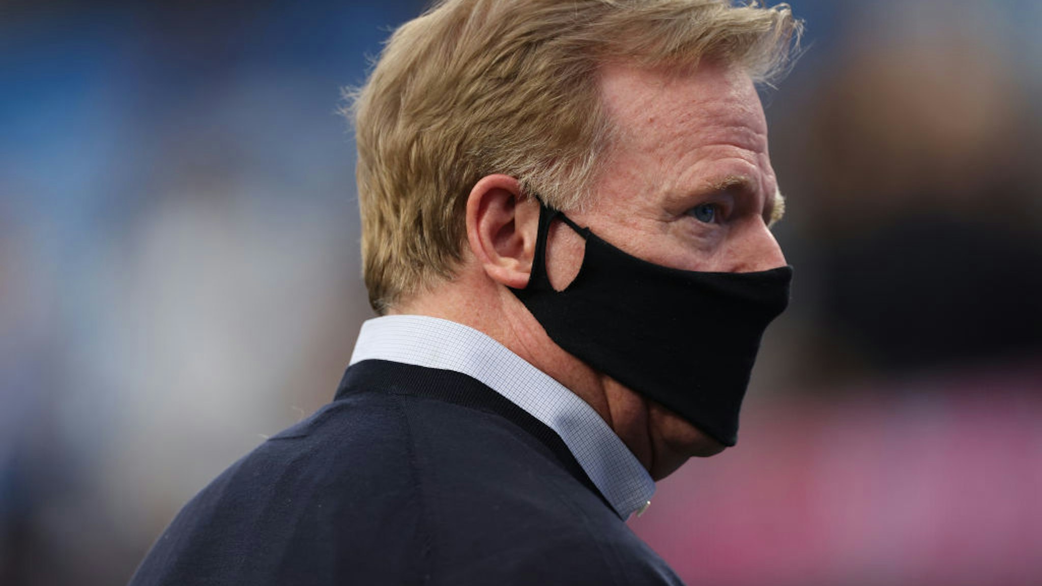 INGLEWOOD, CALIFORNIA - OCTOBER 04: NFL commissioner Roger Goodell wears a protective face covering due to the Covid-19 pandemic before the Las Vegas Raiders play against the Los Angeles Chargers at SoFi Stadium on October 4, 2021 in Inglewood, California. (Photo by Harry How/Getty Images)