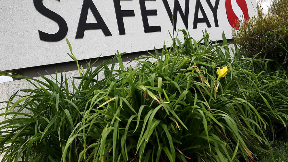 California Safeway Ramps Up Security Measures Amid Flash Mob Robberies