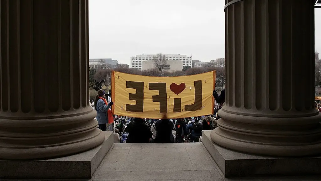 Former Justice Alito Law Clerk Discusses Supreme Court Abortion Case