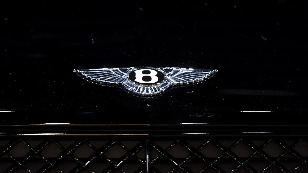 ‘Smash-And-Grab’ Thieves Steal $1 Million In Watches From High-End Chicago Car Dealership
