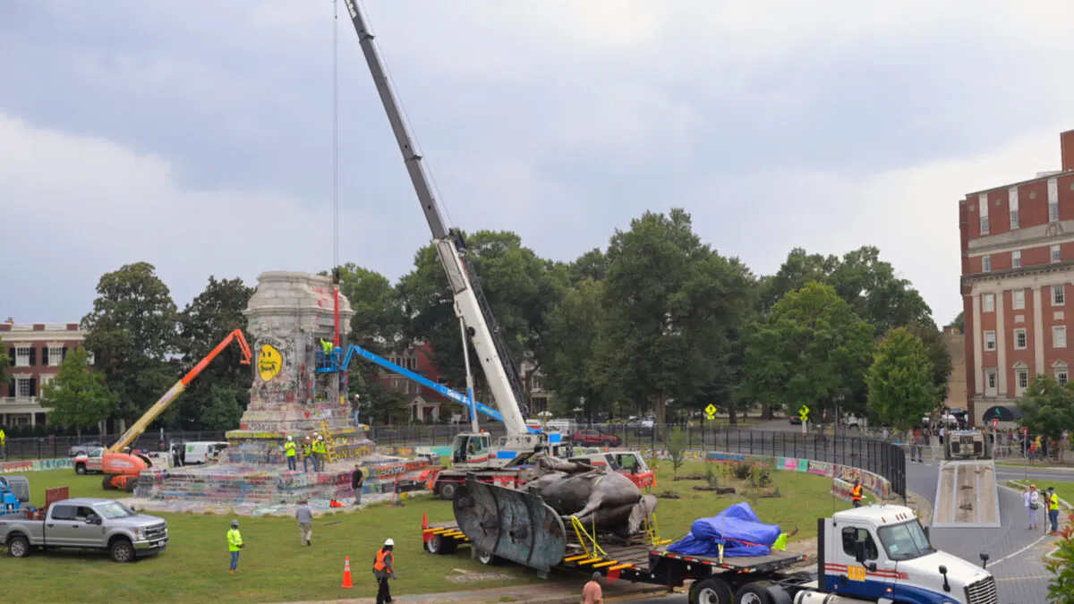 Pedestal Where Robert E. Lee Statue Stood To Be Taken Down, Land Transferred To City Of Richmond