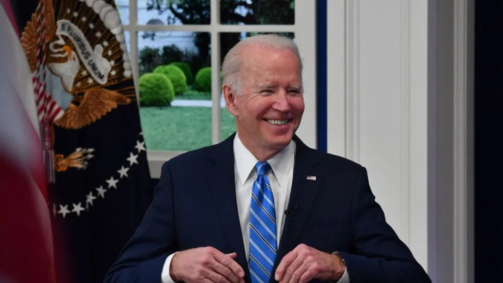 Biden Lauds ‘Strongest First-Year Economic Track Record’ Of Any President In 50 Years In Bizarre Tweet, Despite Economic Crises