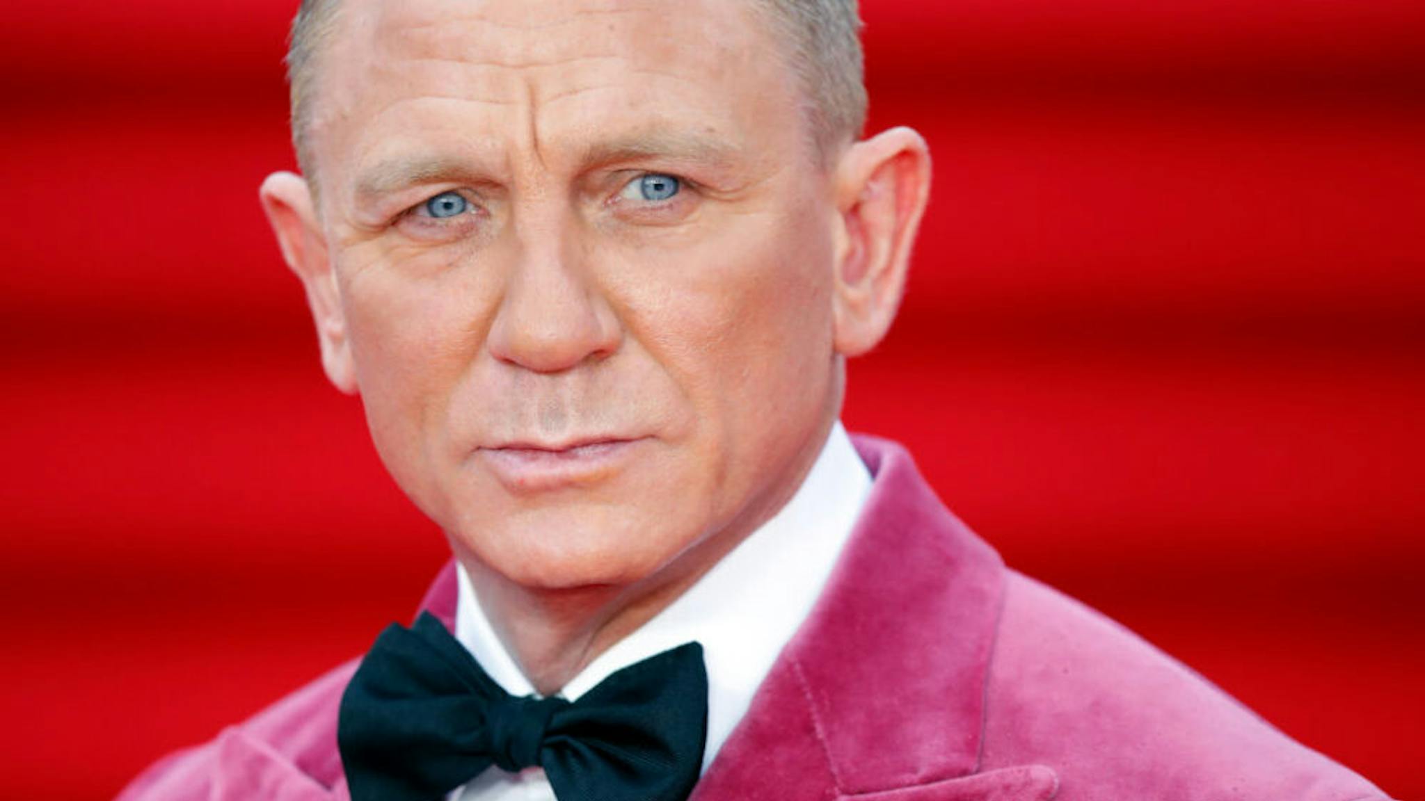 Daniel Craig LONDON, UNITED KINGDOM - SEPTEMBER 28: (EMBARGOED FOR PUBLICATION IN UK NEWSPAPERS UNTIL 24 HOURS AFTER CREATE DATE AND TIME) Daniel Craig attends the "No Time To Die" World Premiere at the Royal Albert Hall on September 28, 2021 in London, England.