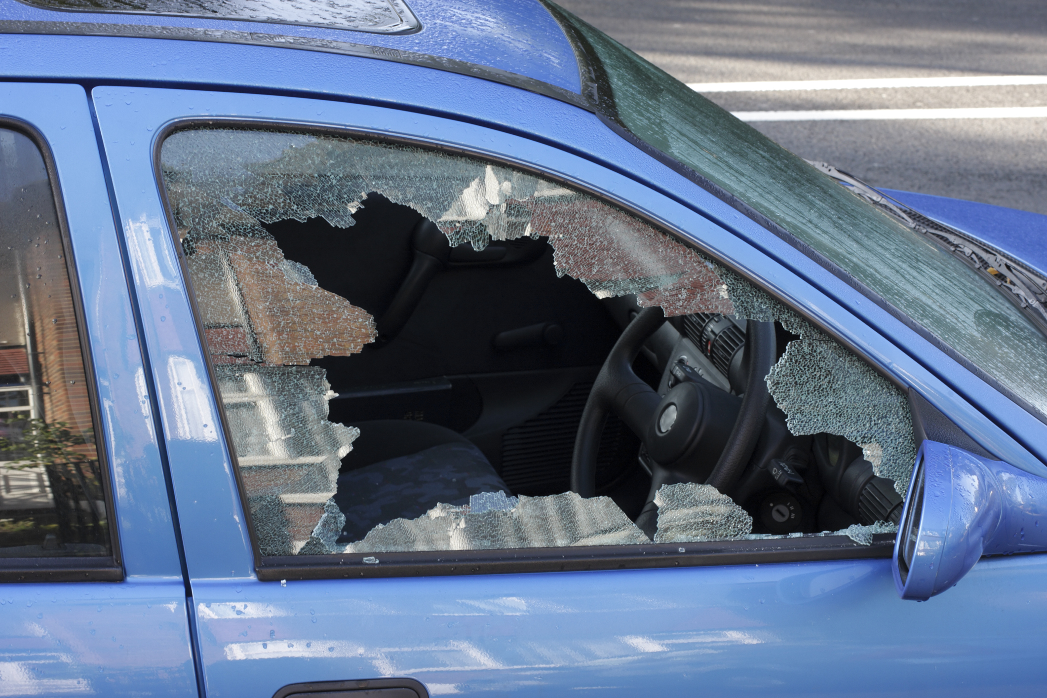 California Driver Leaves Car Trunk Open to Deter Thieves