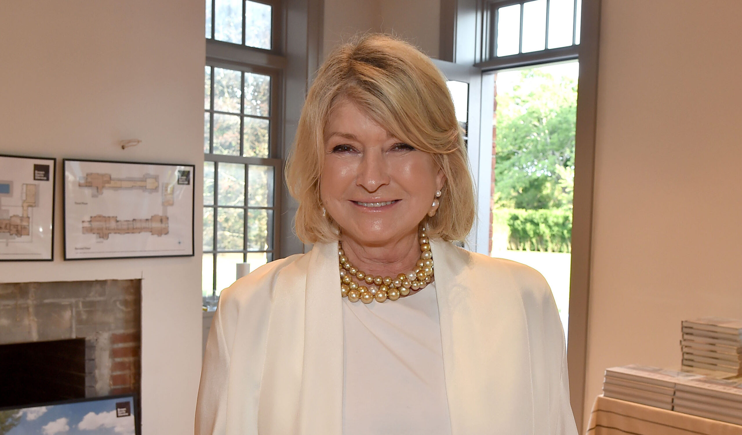 Martha Stewart denies plastic surgery rumors after Sports Illustrated cover.