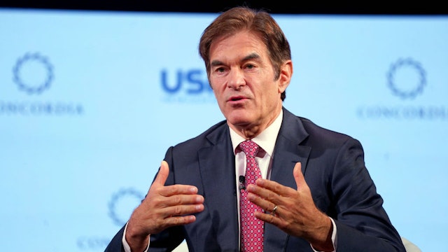 NEW YORK, NEW YORK - SEPTEMBER 21: Dr. Mehmet Oz, Professor of Surgery, Columbia University speaks onstage during the 2021 Concordia Annual Summit - Day 2 at Sheraton New York on September 21, 2021 in New York City. (Photo by Leigh Vogel/Getty Images for Concordia Summit)