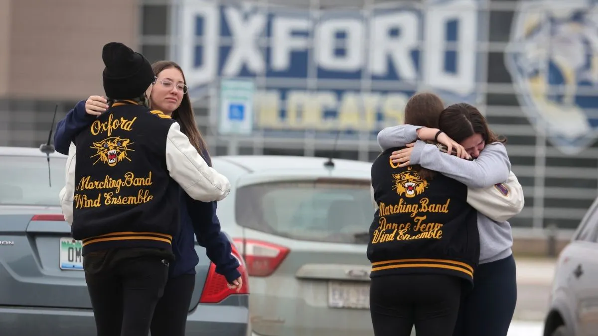 Mother Of Michigan School Shooting Suspect Texted ‘Don’t Do It’ After The Attack Started