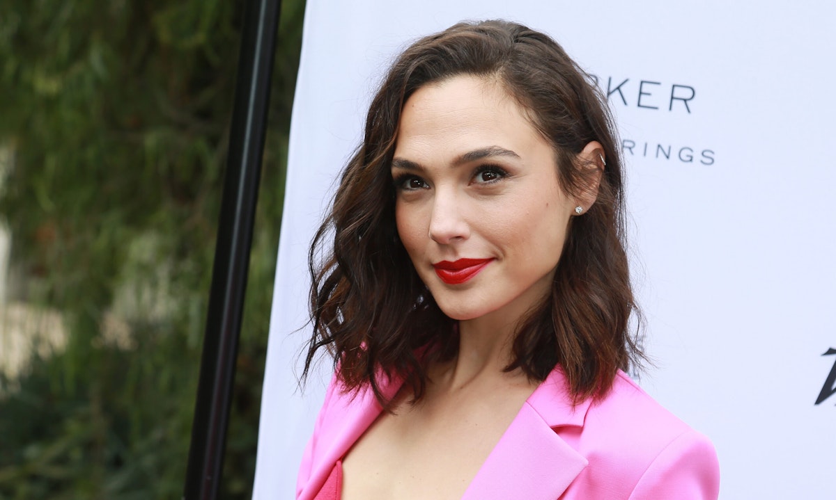 Gal Gadot Admits Cringe-Worthy ‘Imagine’ Sing-A-Long ‘Was In Poor Taste ...