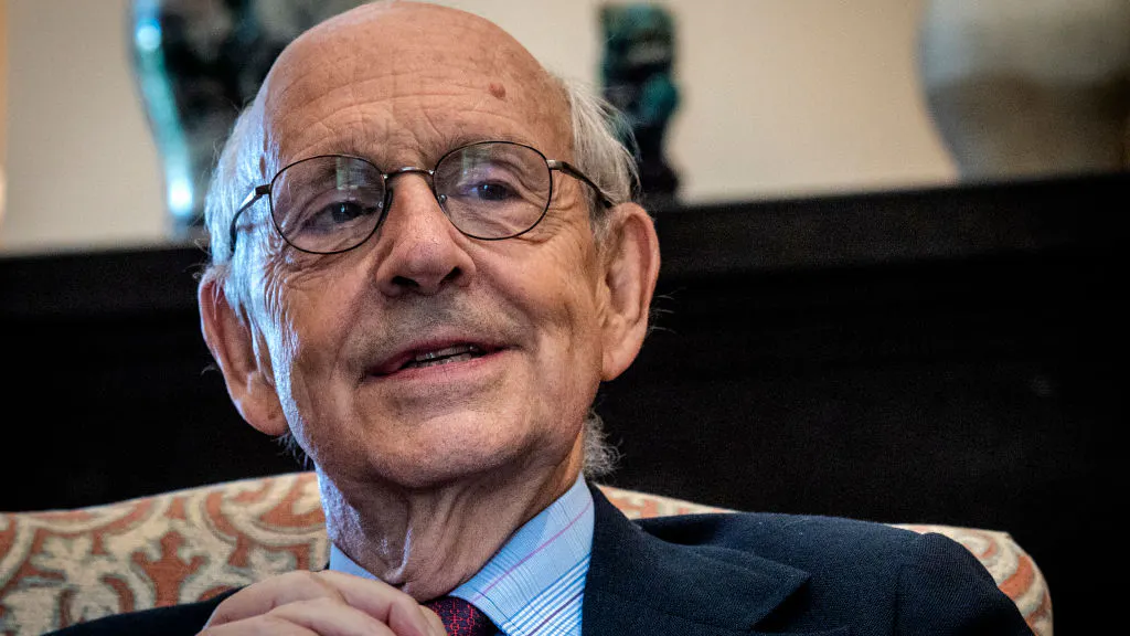 ‘Highly Unusual’: New Development On Supreme Court Justice Stephen Breyer’s Retirement Raises Questions