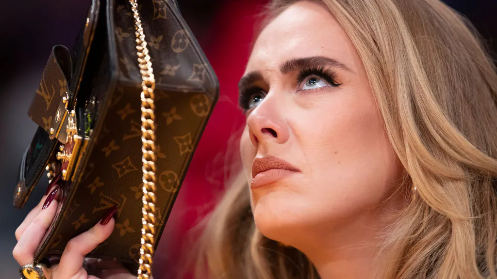 ‘Her Lack Of Notice Is Astounding’: Adele’s Fans Slam Her For Last-Minute Cancellation Of Vegas Shows