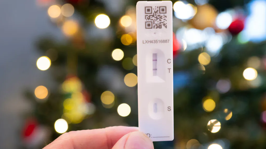 WATCH: Woman Filmed TikTok As She Self-Isolated In Airplane Bathroom After Testing Positive For COVID