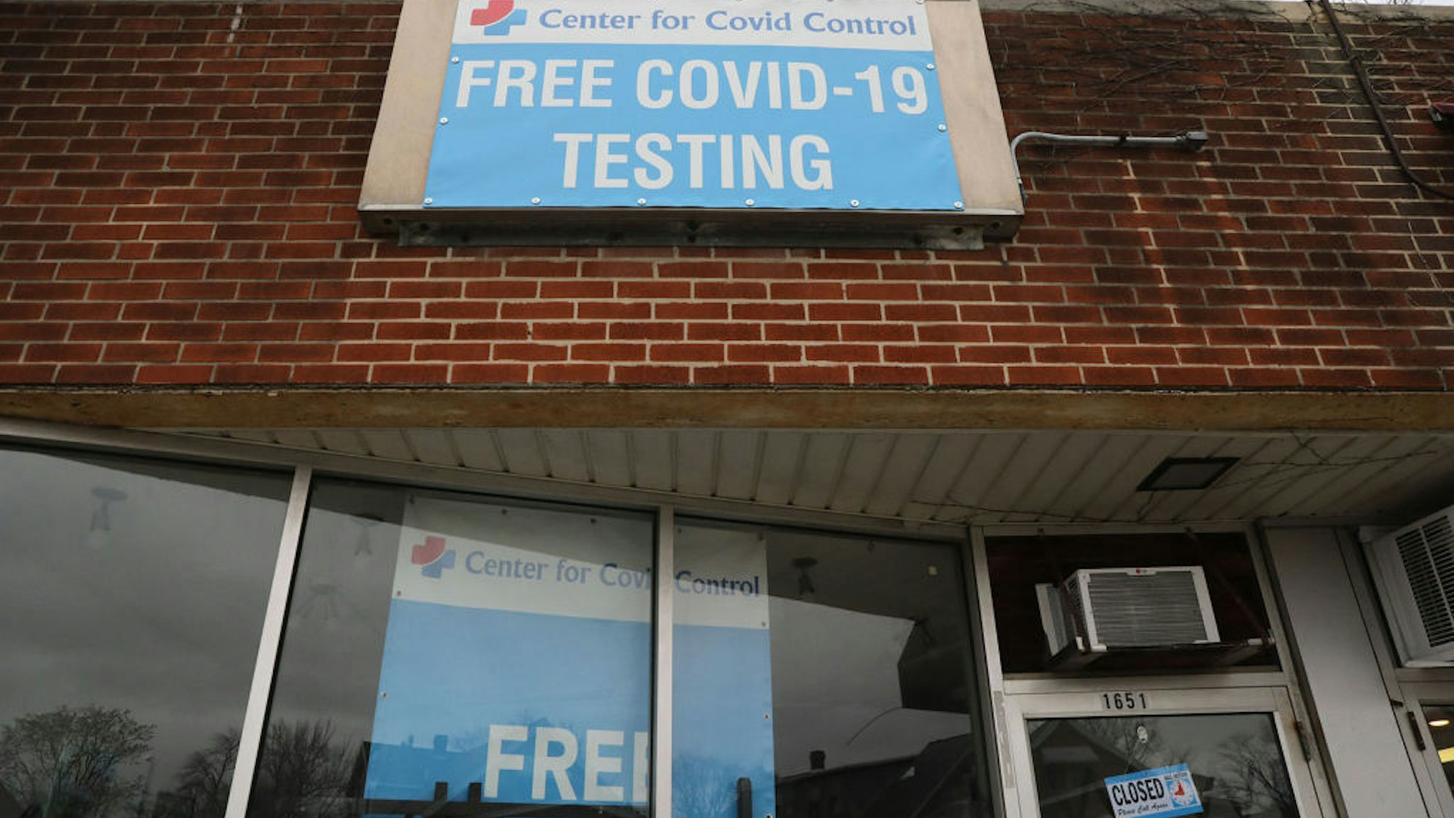 A Center for COVID Control site is closed in DesPlaines on Friday, Jan. 14, 2022.