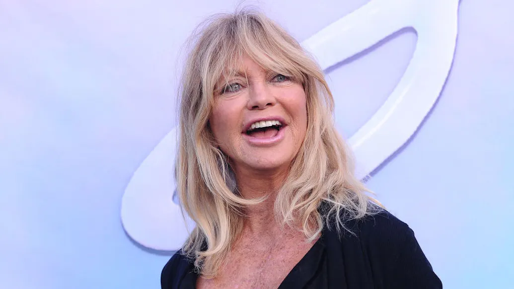Goldie Hawn Talks Staying Out Of Politics: ‘I Stay In My Lane,’ We Should Entertain ‘For All People’