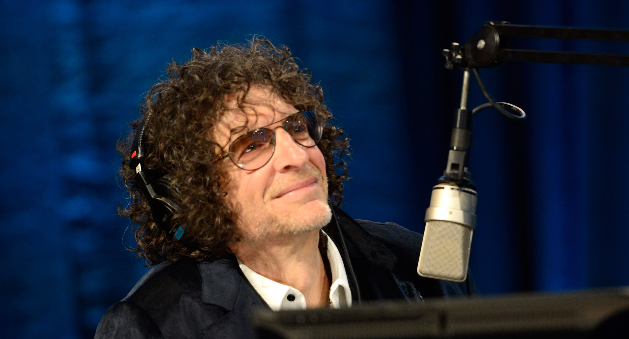 Howard Stern Calls Depp A Huge Narcissist Over Heard Trial Mocks Actors Difficulty In Speaking The English Language