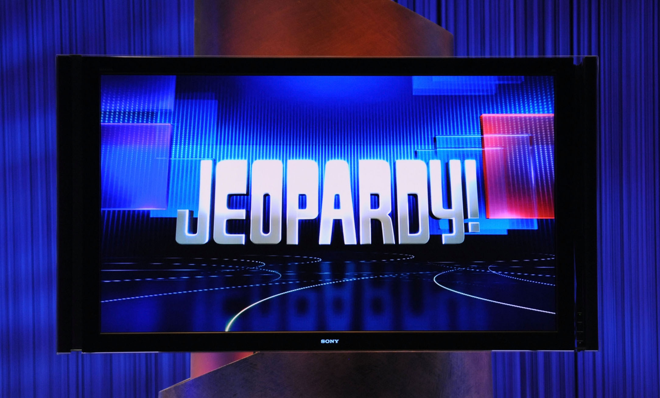 WWE's Becky Lynch Makes 'Jeopardy!' History by Going 0 for 60