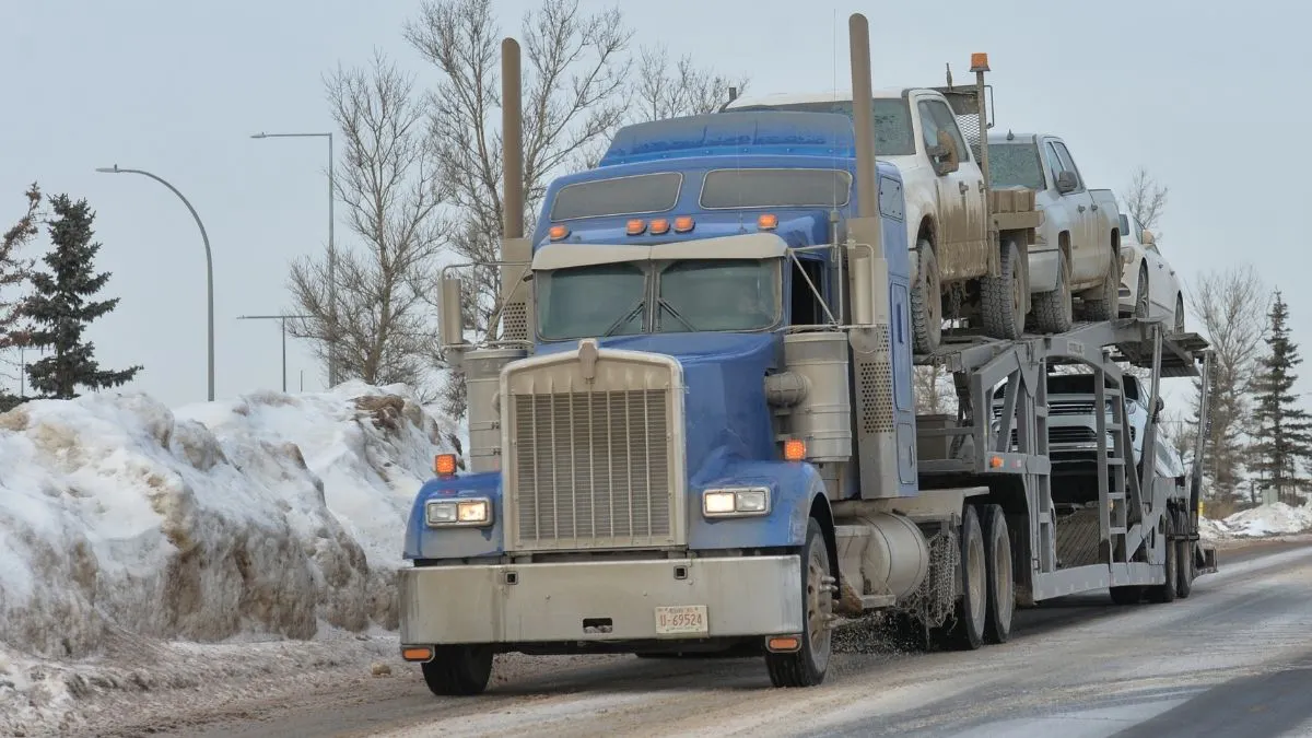 Canadian Truckers Lead ‘Freedom Convoy’ To Ottawa To Protest Vaxx Mandate