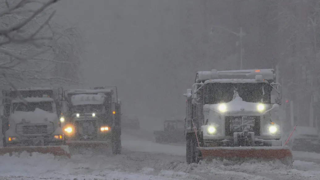Blizzard Strands Senator Tim Kaine, Hundreds Of Drivers More Than 19 Hours On Highway In Northern Virginia