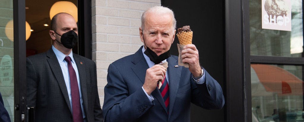 Hardly Working Biden Gets Ice Cream, Press Covers Every Second