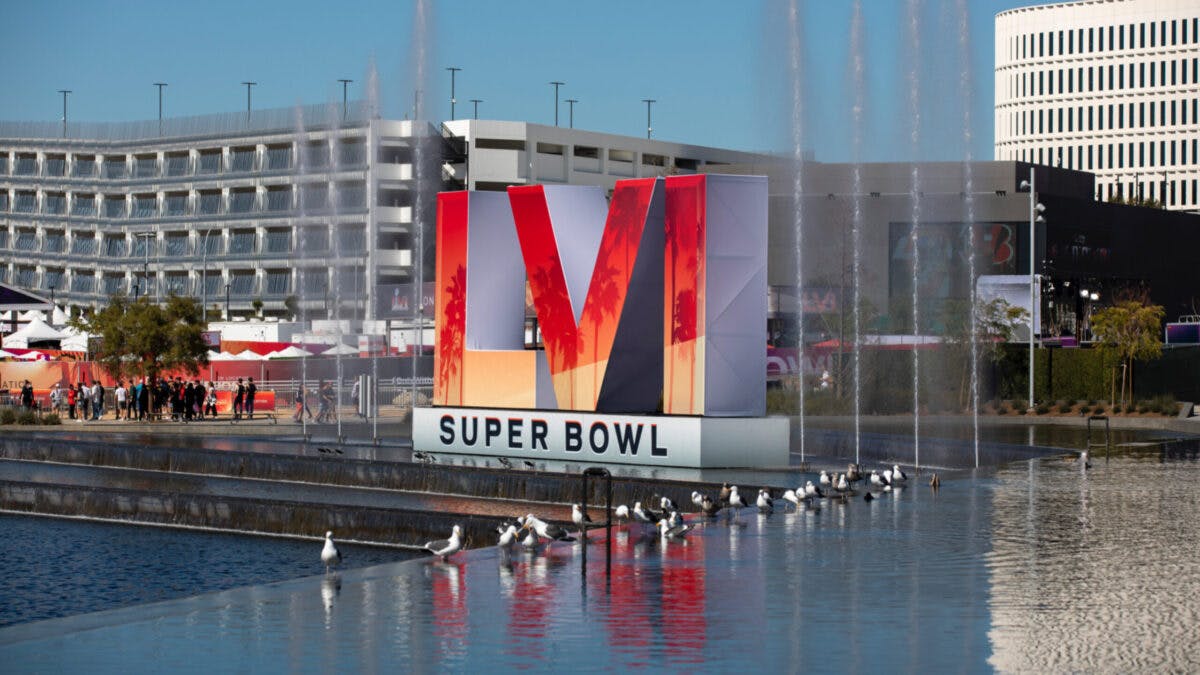NextImg:Super Bowl Champ Proposes ‘All-Black Vs. All-White Bowl,’ ‘Sick’ Of ‘White Guys Commenting On Football’