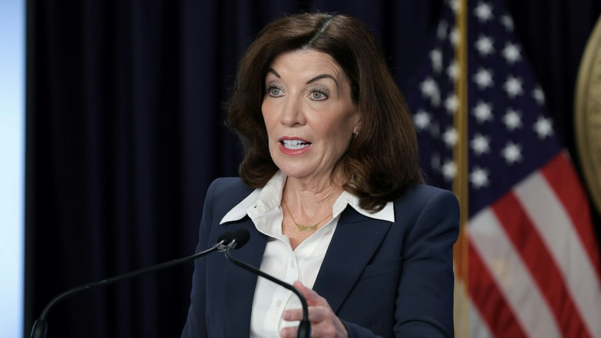 New York Governor Kathy Hochul Holds Covid-19 Update NEW YORK, NEW YORK - FEBRUARY 09: New York Governor Kathy Hochul speaks during a Covid-19 press conference on February 09, 2022 in New York City. Governor Hochul announced the end of the New York state indoor mask mandate, effective tomorrow February 10th. Masks will still be require at schools, nursing homes, hospitals, bus and train stations. The mask mandate for schools will be evaluated upon return from winter break. (Photo by Dia Dipasupil/Getty Images) Dia Dipasupil / Staff via Getty Images