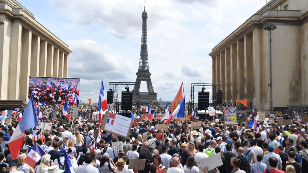 Going Global: French Freedom Convoy Begins, Already Banned From Paris By Police