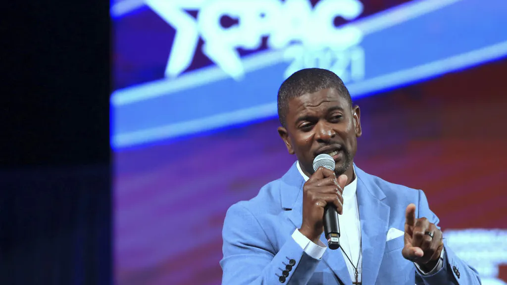 ‘The Whole Thing Is Racist’: Former NFL Player Slams Rooney Rule Amidst Flores Lawsuit