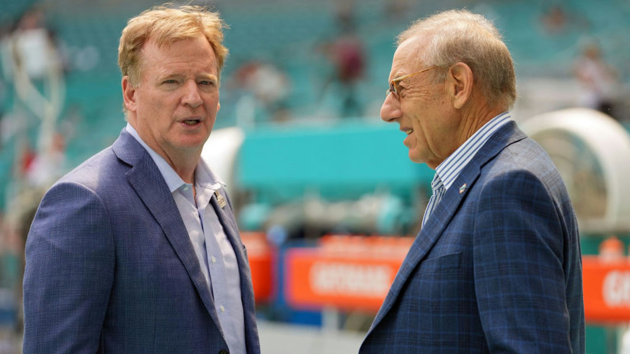 MIAMI GARDENS, FLORIDA - OCTOBER 03: NFL Commissioner Roger Goodell speaks with Miami Dolphins owner Stephen Ross before the game against the Indianapolis Colts and the Miami Dolphins at Hard Rock Stadium on October 03, 2021 in Miami Gardens, Florida. (Photo by Mark Brown/Getty Images)