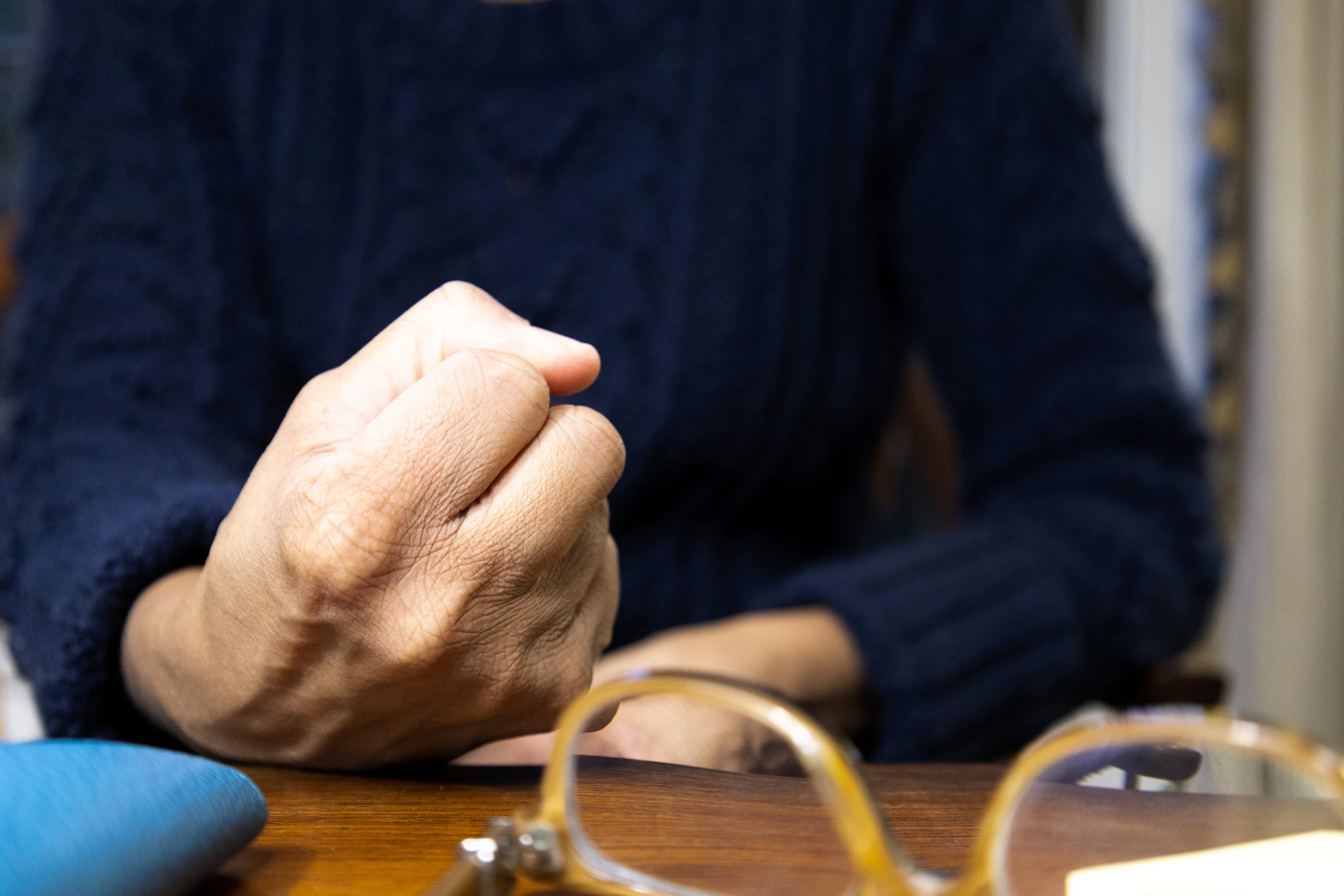 minimizing hand pain & stress while working at desk